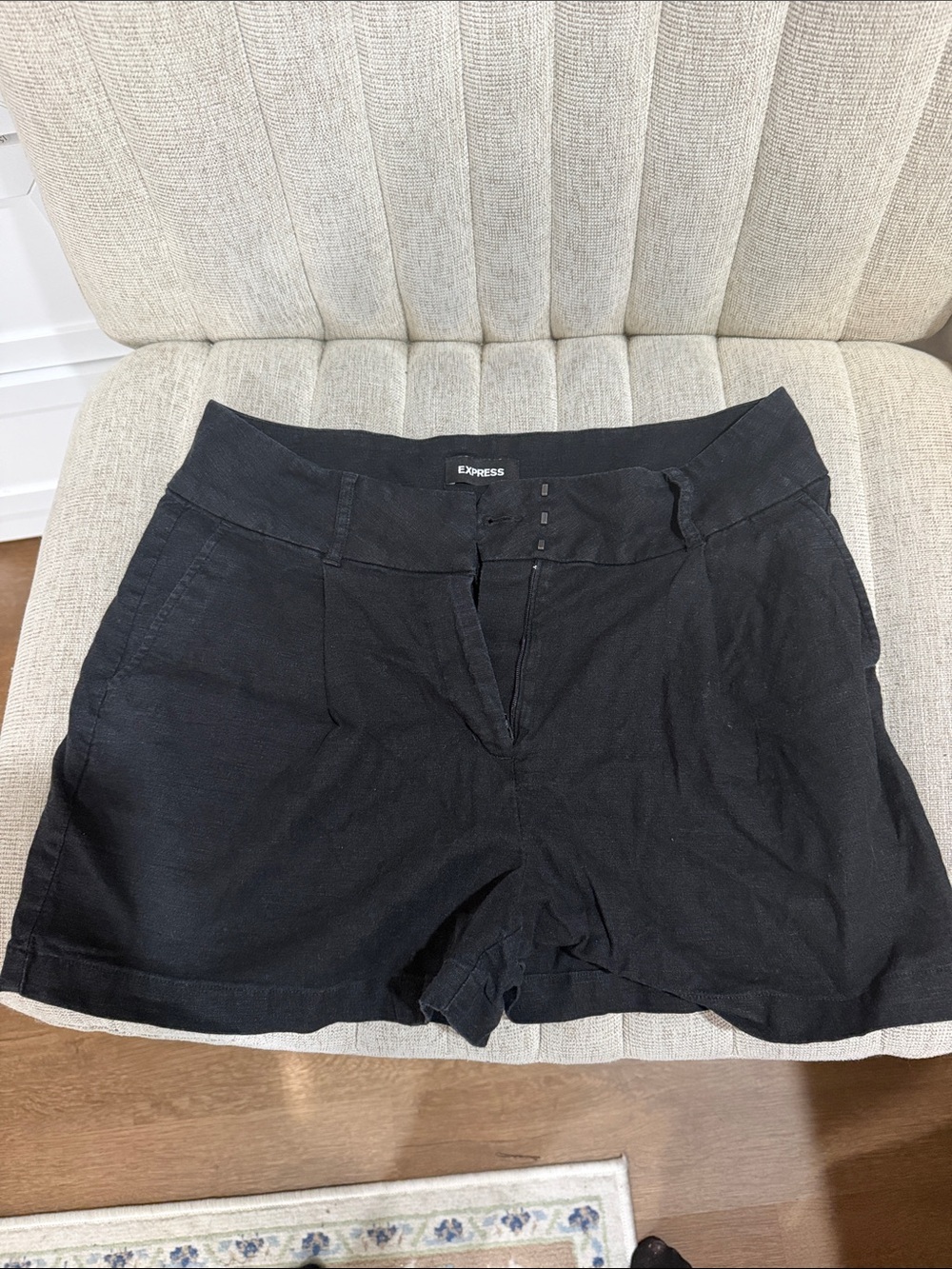 Express Black Women's Pull-On Bermuda Shorts